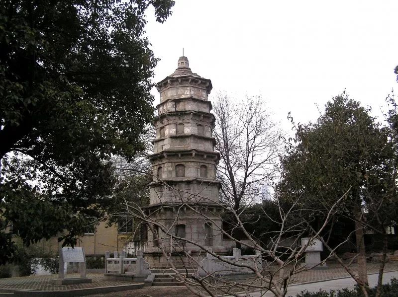 坐着地铁去旅行|武汉地铁4号线吃喝超全攻略!