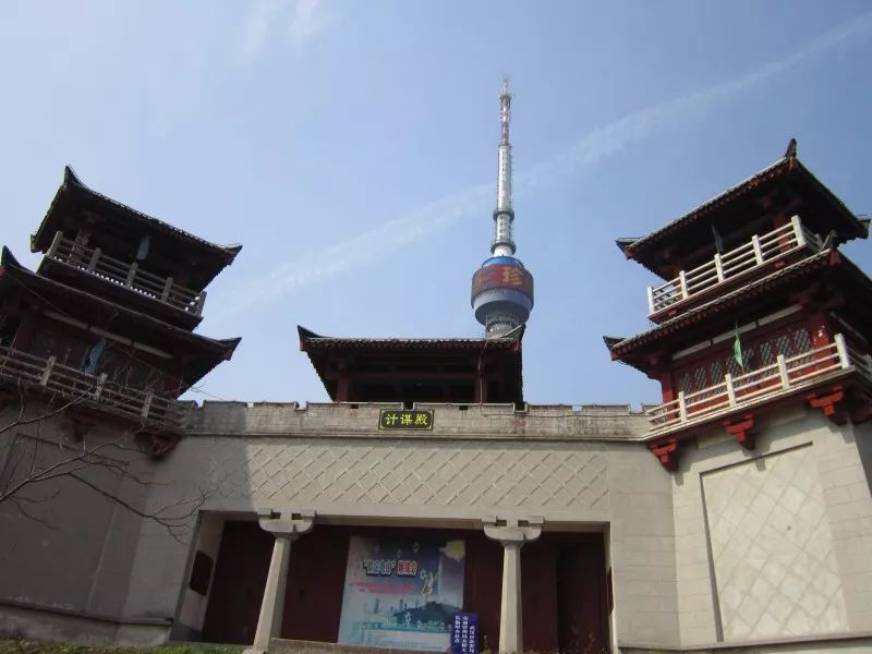 坐着地铁去旅行|武汉地铁4号线吃喝超全攻略!