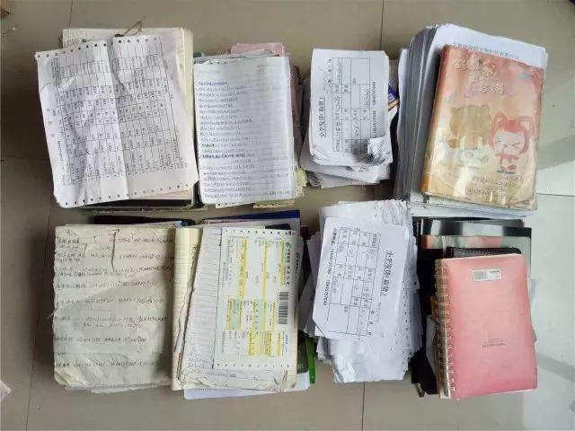 12人涉嫌贩卖毒品案受审,21名犯罪嫌疑人被一举抓获都有谁