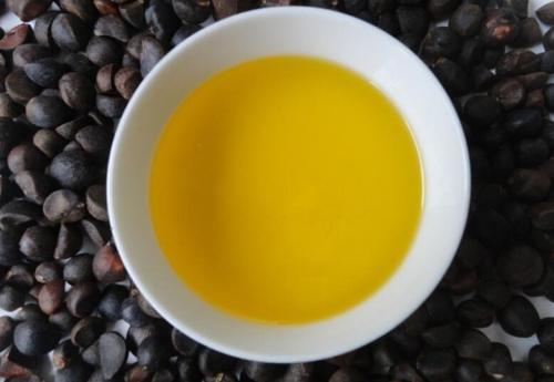 宝宝淹脖子应该怎么处理,胖宝宝淹脖子怎么护理