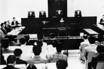 麻原札幌的罪恶一生