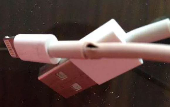 手机数据线坏了能修吗,手机的数据线坏了怎么办