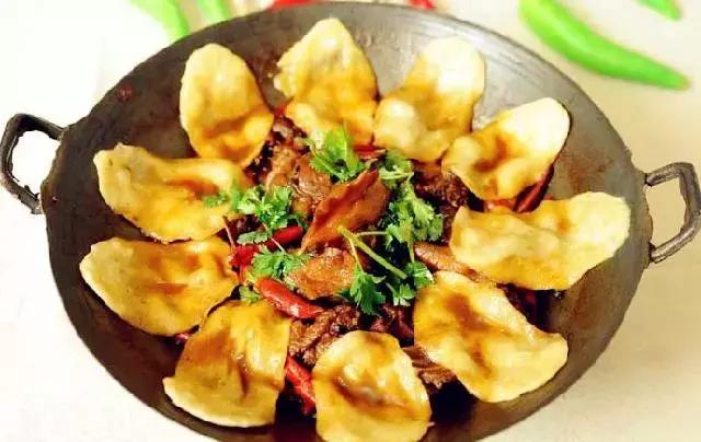 徐州农村大席烧地锅,徐州本地人喜欢吃的地锅