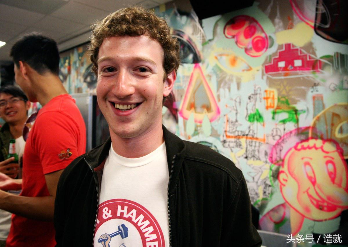 除了性、啤酒与写代码,Facebook创业之初的那两年还发生了什么?