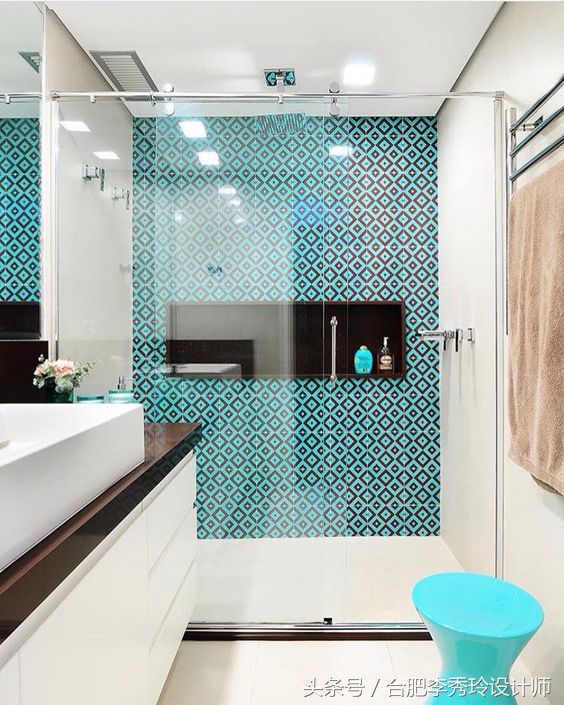 卫生间墙太丑怎么改造,卫生间太丑怎么补救