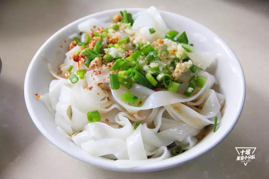 十堰特色凉皮,好吃好看的凉皮和凉面