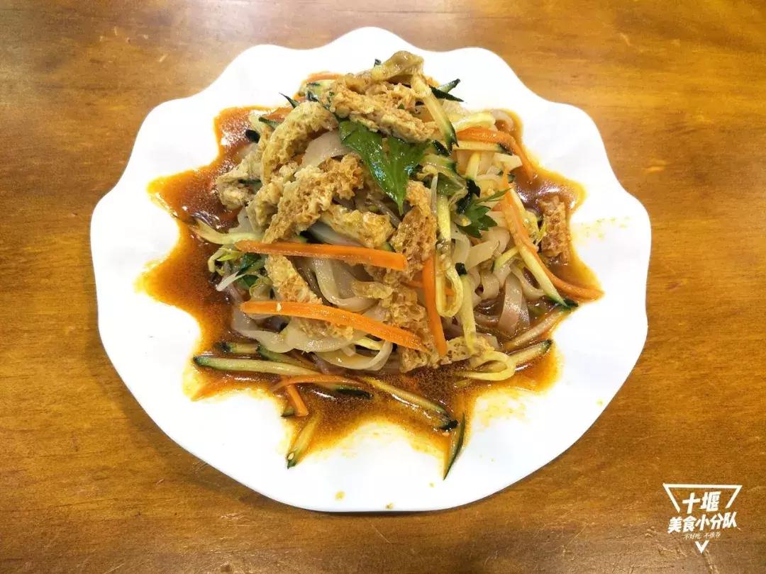 十堰特色凉皮,好吃好看的凉皮和凉面