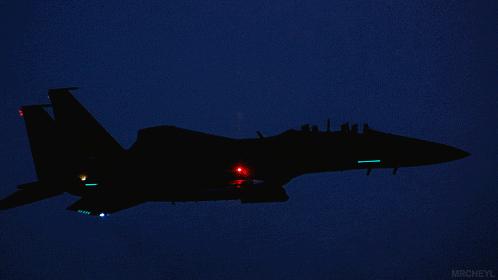 战斗机被导弹锁定后还能逃跑吗,战斗机被导弹锁定做什么机动