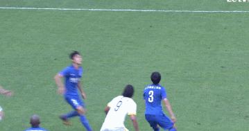 足球经典动图gif,足球内切gif