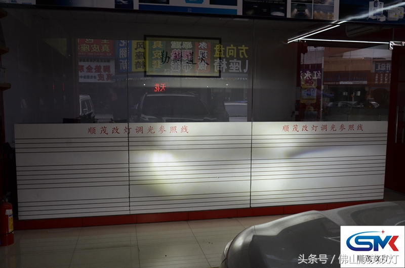 灯光不够亮换灯带,灯光不亮换灯泡还是透镜