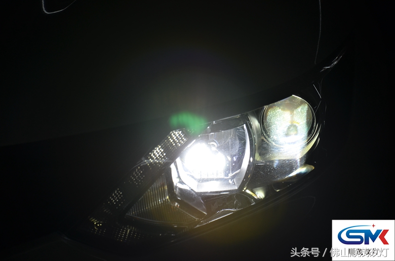 灯光不够亮换灯带,灯光不亮换灯泡还是透镜