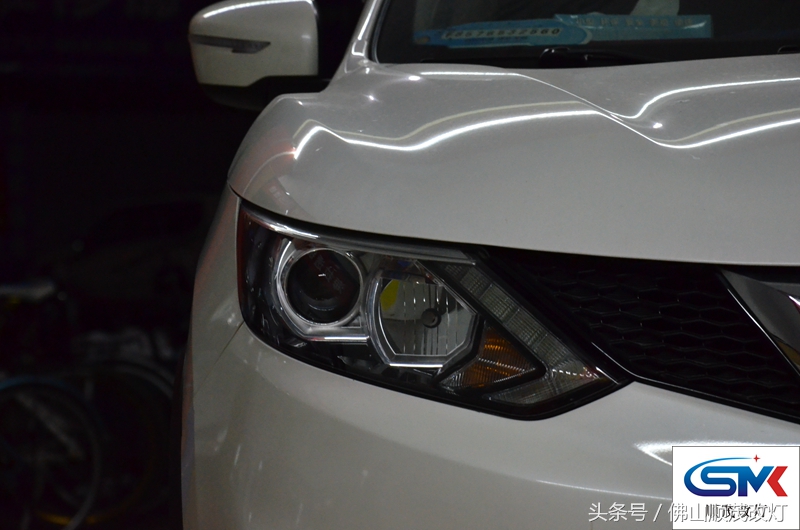 灯光不够亮换灯带,灯光不亮换灯泡还是透镜