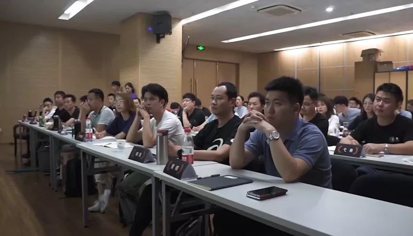 二更短视频培训,二更学院