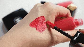 香奈儿口红176号和99号哪个好看,香奈儿56号和58号哪个更显白口红