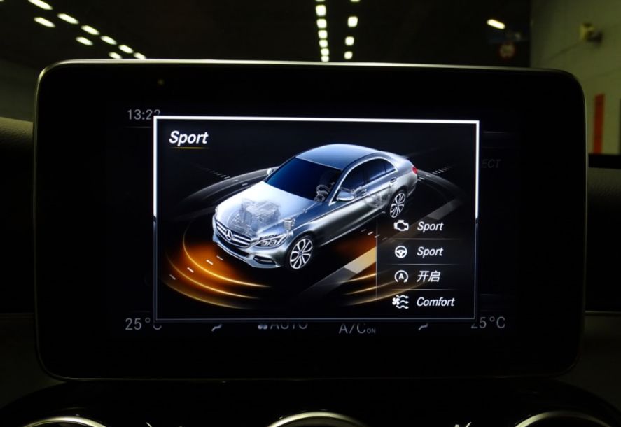 新款奔驰c完美进化,试驾奔驰C级