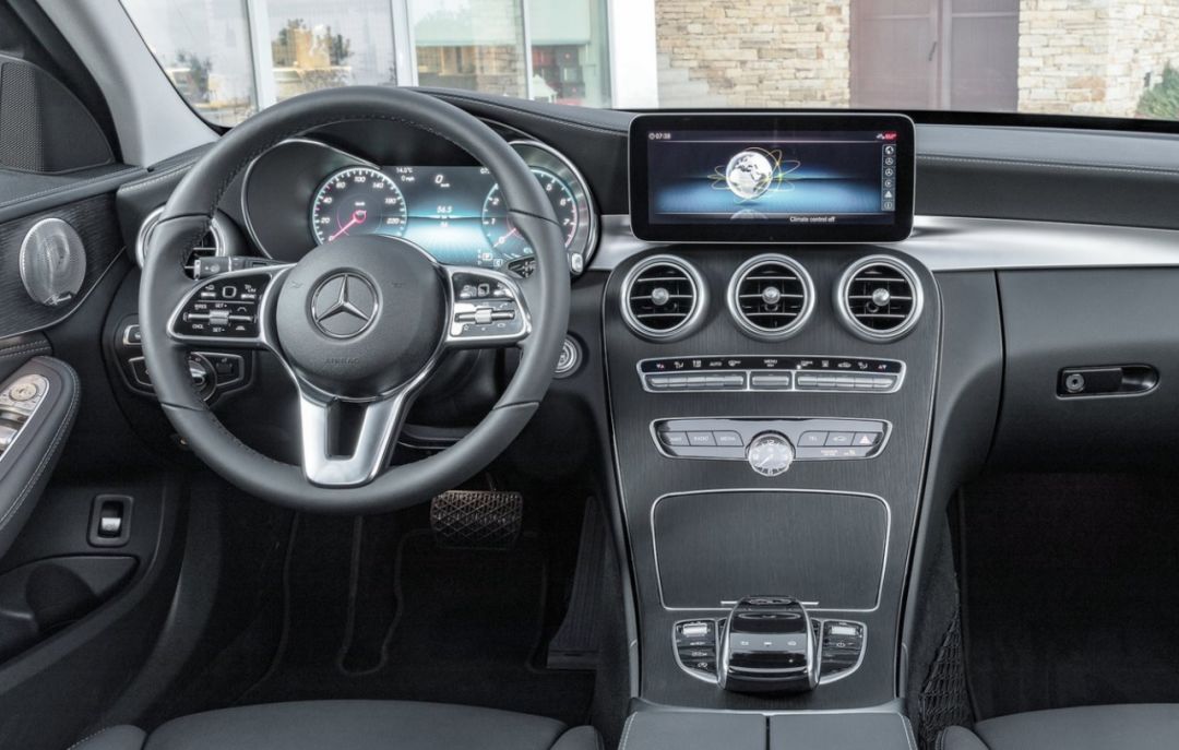 新款奔驰c完美进化,试驾奔驰C级