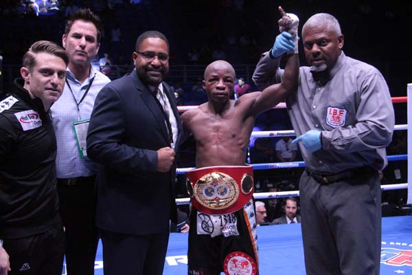 邹市明世界拳击第几名,邹市明在职业拳击排名