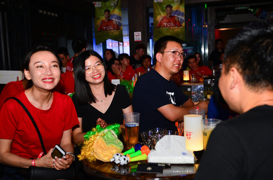 世界杯正确观赛姿势,观看世界杯最佳姿势