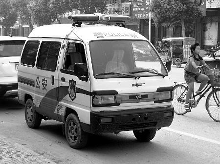 交警特种驾驶训练,看看特警是怎么训练的