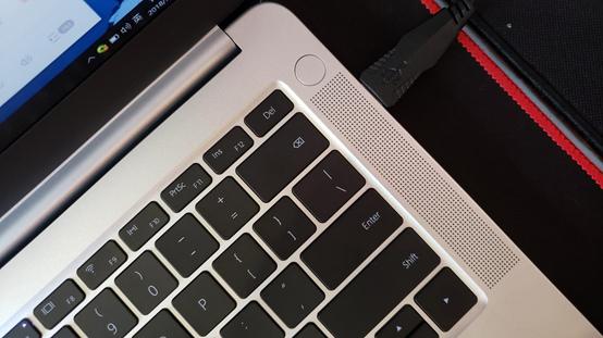 荣耀magicbook14锐龙版amdr3500u,荣耀magicbook142021锐龙版显卡