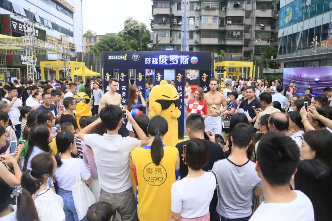 普京的黑雨伞是防弹的吗,普京雨伞视频完整版
