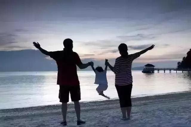 这句话，是父母亲手喂给孩子的毒药