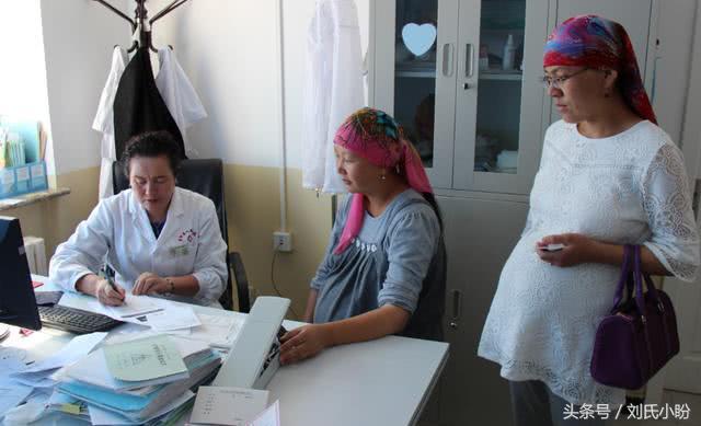 怀孕八个月孕妇全身痒是怎么回事,孕妇7个月肚皮发痒是怎么回事