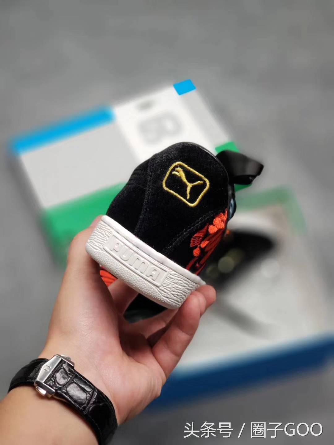 puma彪马鞋全黑色金标板鞋,puma彪马板鞋前面线会开吗