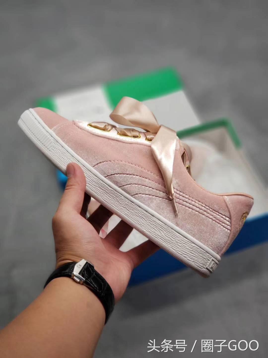 puma彪马鞋全黑色金标板鞋,puma彪马板鞋前面线会开吗