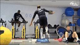 国足战平日本还有机会吗,国足白斩