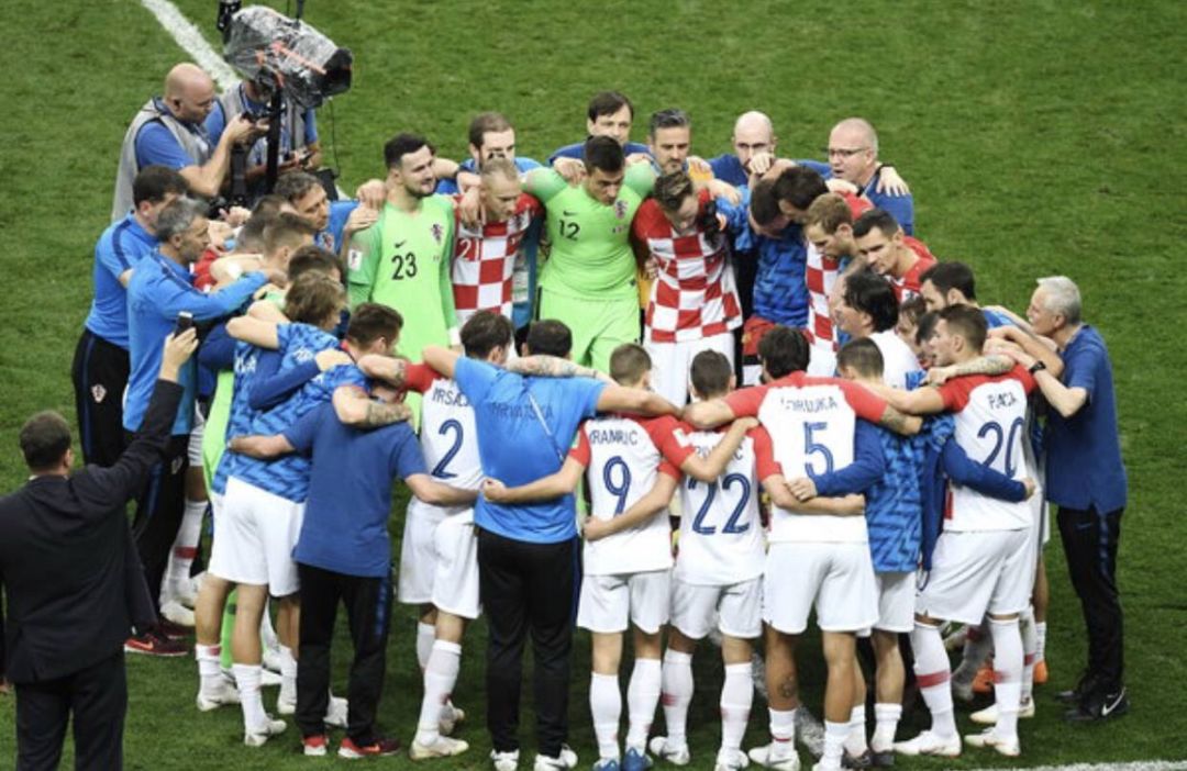 克罗地亚：战火炼出的狠人足球