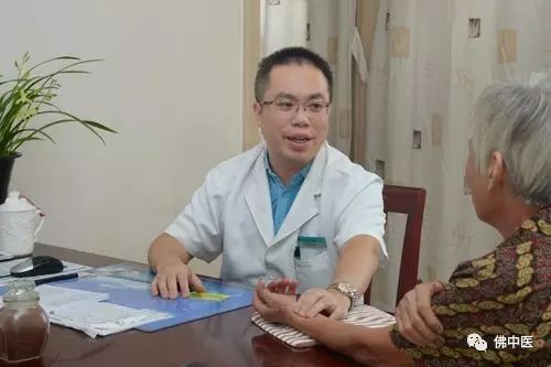 宝宝夏天常见育儿问题,宝宝热痱最快解决的方法