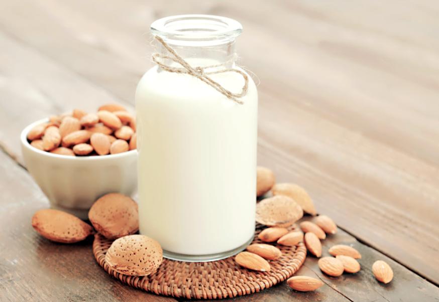 小孩喝牛初乳粉好不好,小孩喝牛初乳奶粉好吗