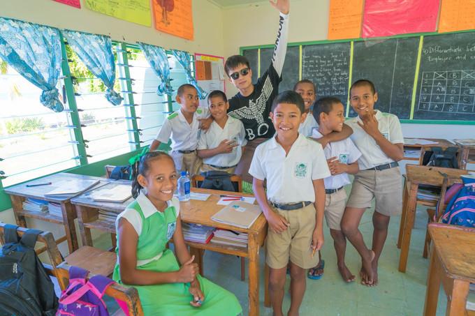 这个唯一令我想多刷的国家，是潜水圣地，也是万岛之国