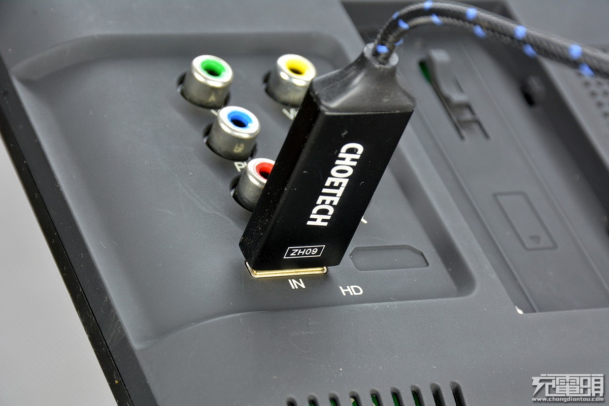 如何将手机屏幕投到显示屏上,手机怎么直接投到显示屏