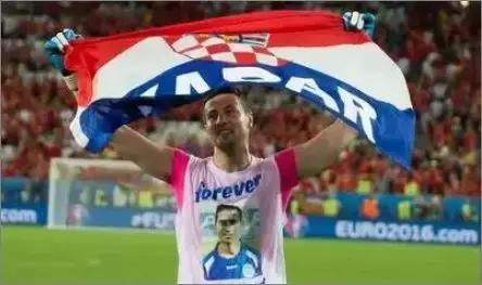 克罗地亚18年球员经历战乱,98年克罗地亚球员们经历过战争吗