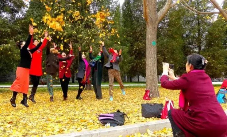 姑娘拍照为啥爱用iphonex,iphonex拍立得