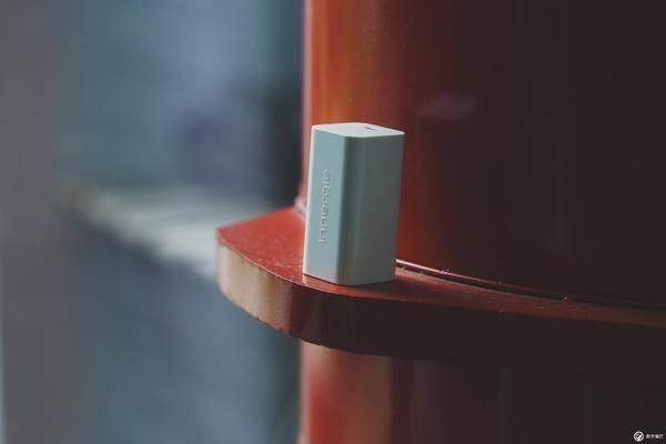 最小体积的100w充电器,最小的65w氮化镓充电器