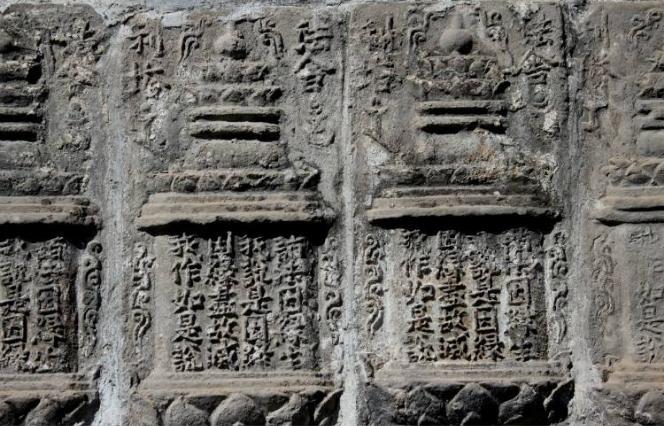 云居寺罗汉塔,云居寺文物现场