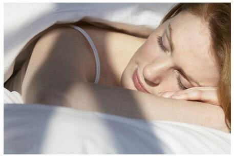 皮肤没有光泽暗沉怎么改善,如何改善皮肤暗沉不干净