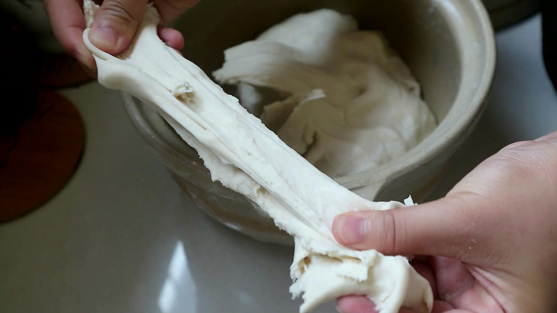 天津家常烙饼如何和面,烙薄饼皮怎么和面