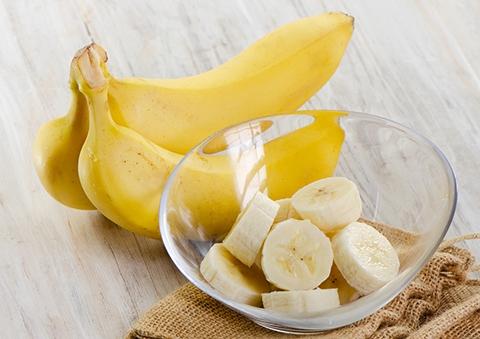 晚上睡眠不好怎么调理吃什么水果,头痛睡眠不好吃什么水果好呢