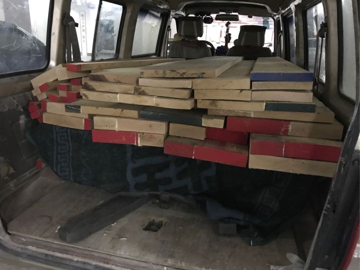 全屋实木家具布置 (家里装修设计实木家具)