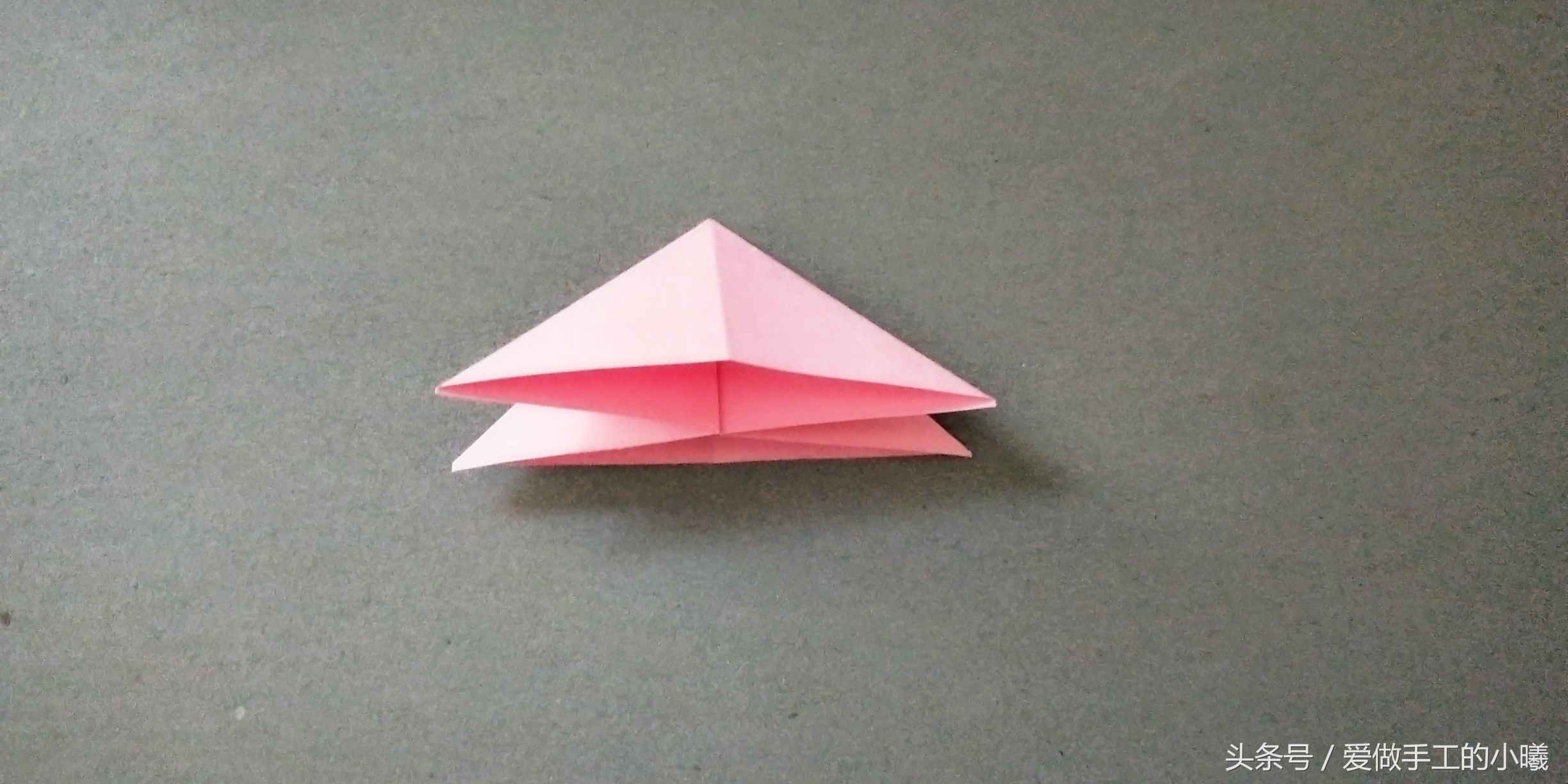 托班折纸简单小鱼的详细图,幼儿园简单折纸手工动物小鱼