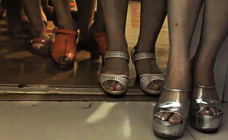 无痛人流睡一觉就好了吗,人流12天了一切正常需要看医生吗