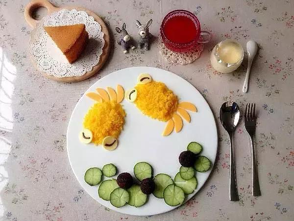 给孩子一个正确的金钱观,妈妈的价值无法用金钱来衡量