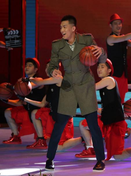 郭艾伦国家队历年高光时刻,郭艾伦生涯巅峰时刻