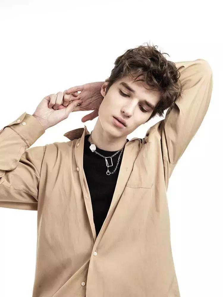 适合搭配方领的项链,一字肩和方领适合哪种项链