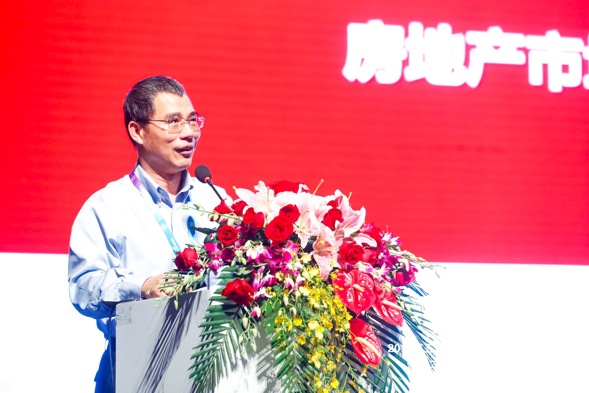 引领家居建材行业绿色低碳转型,建材家居行业稳健发展