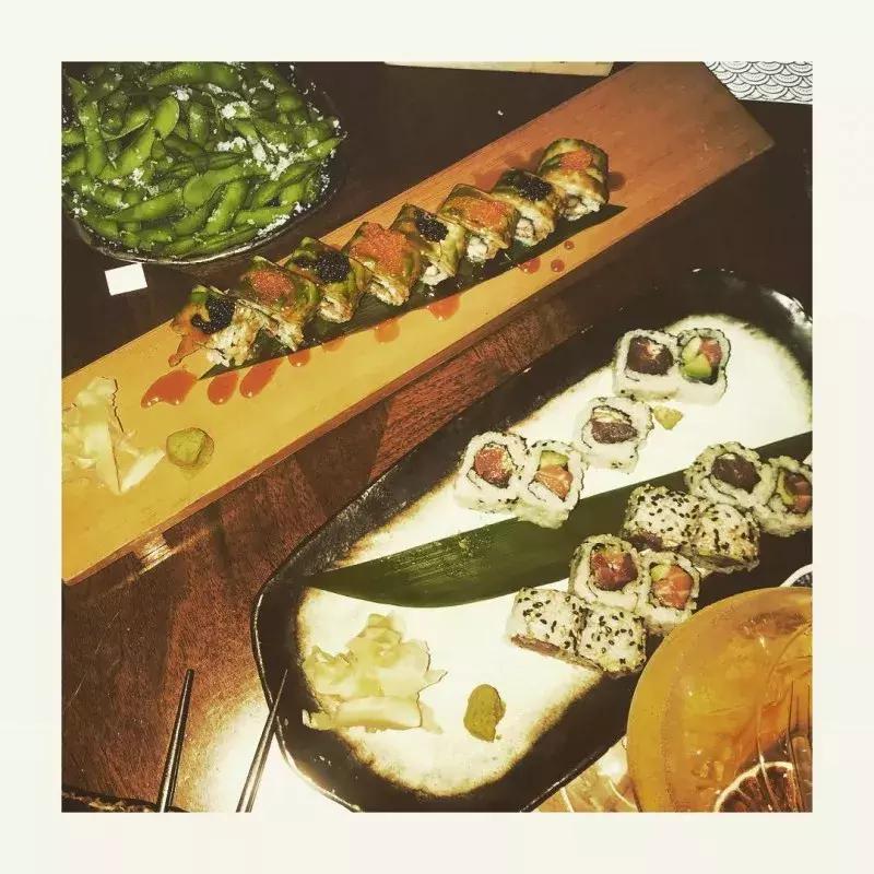 日本料理绿色的小菜,日本料理的叶子叫什么